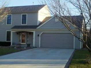 2833 Catherine Dr, Racine, WI 53402