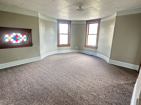 2nd image of 304 W Huron Ave #10527441