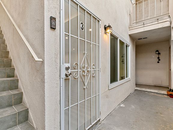 5th image of 330 E Dryden St APT 3