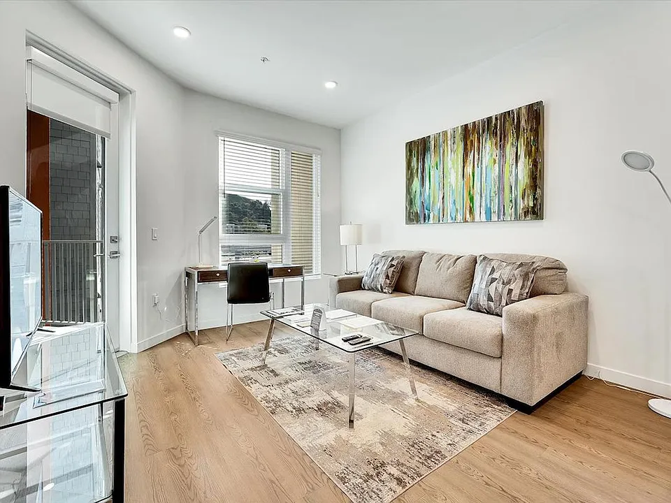 593 Camino De La Reina #ID1343828P
