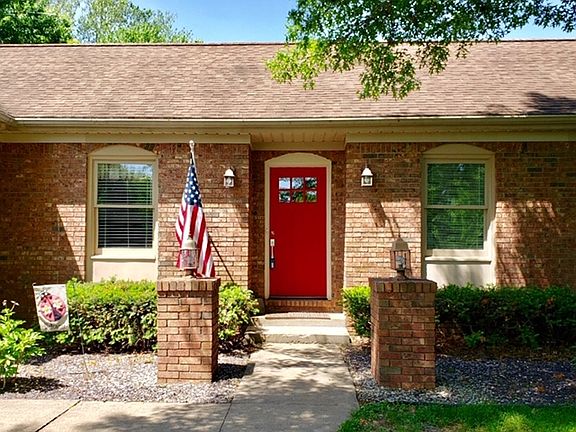 2nd image of 1057 S Crestwood Dr