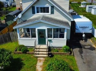 21 Madison Ave, Colonie, NY 12205