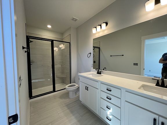 5th image of 1112 Anson St Lot 162
