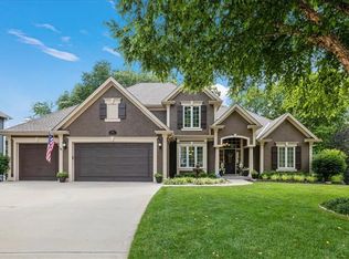 6355 N White Oak Ct, Kansas City, MO 64152