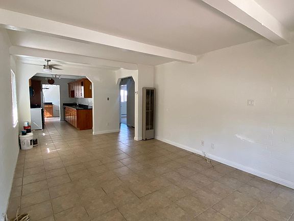 3rd image of 1010 Granada St