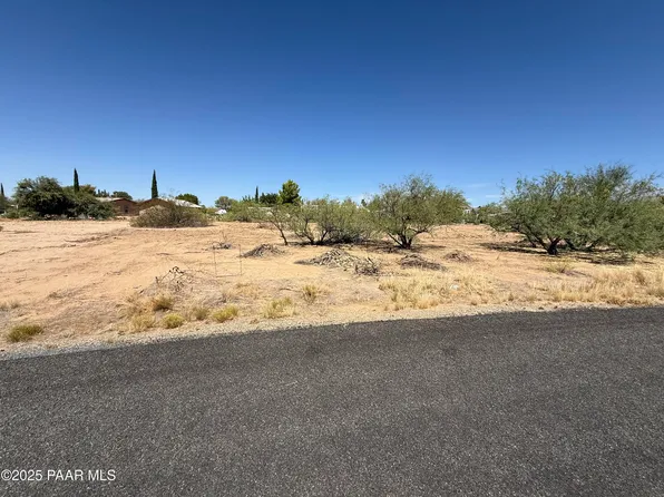 23830 W Bullard Cir, Congress, AZ 85332