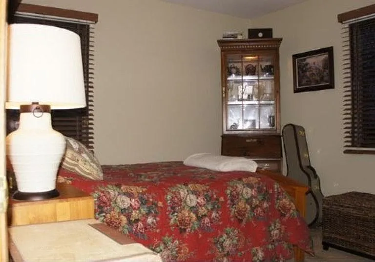 1453 S Carriage Ln — Photo 19