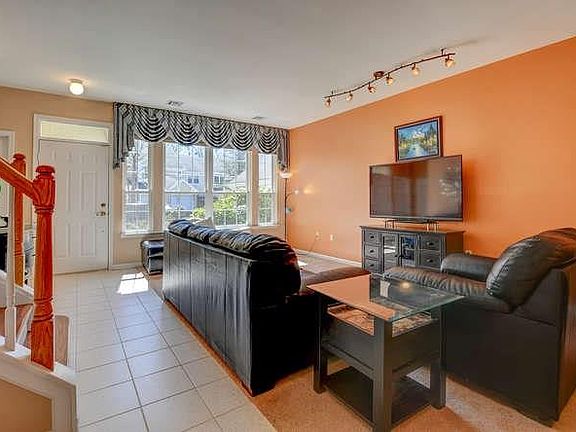4th image of 84 Ashford Dr #0