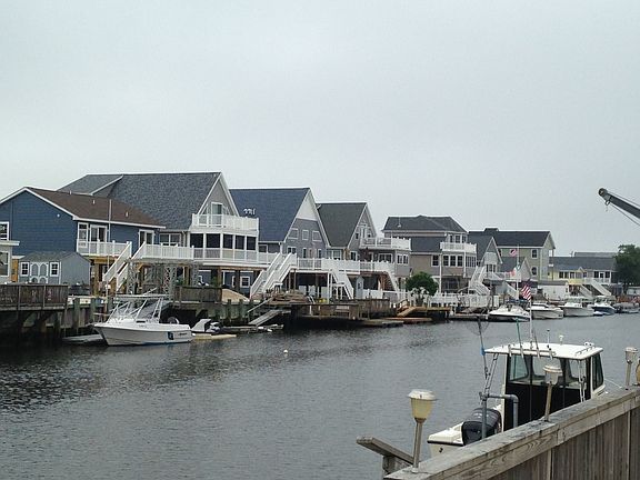 4th image of 140 N Spinnaker Dr