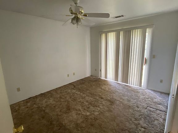 5th image of 1361 Claridge Ln #B