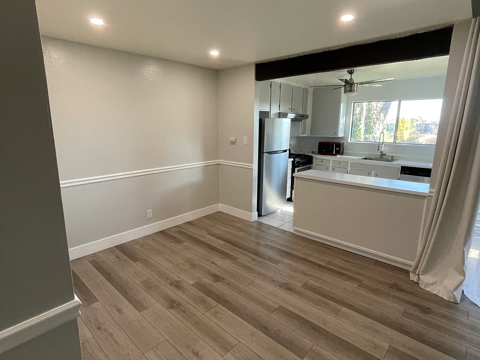 355 Parkview Ter — Photo 4