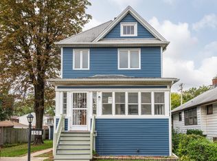 150 S 21st Ave, Maywood, IL