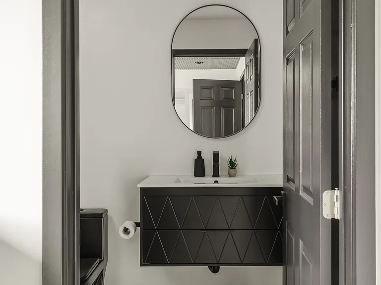 1515 Selby Avenue — Photo 105