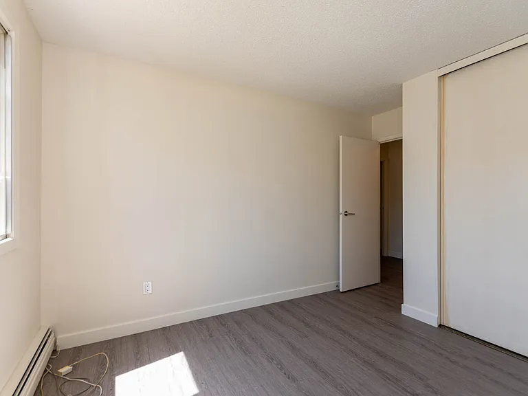 191 Rink Ave — Photo 10