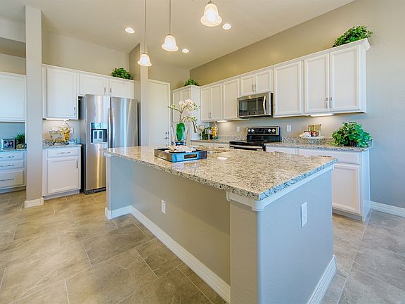 4th image of 2594 E Marcos Dr