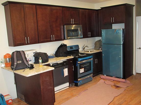 5th image of 1833 Rockaway Pkwy #2