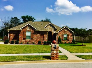 210 Caseys Ct, Lavaca, AR 72941