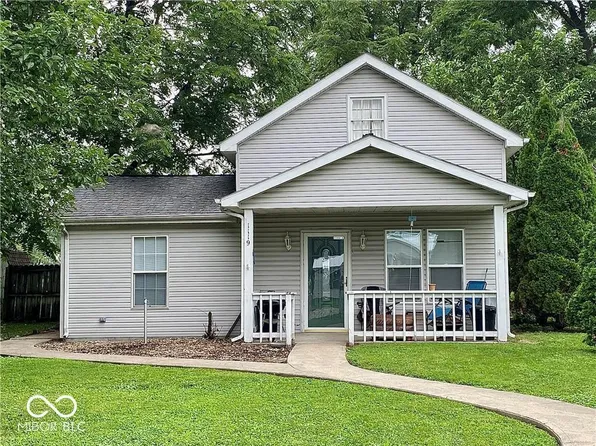 1119 Avenue C St, Greencastle, IN 46135