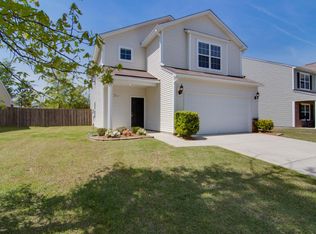 231 Old Carolina Dr, Goose Creek, SC 29445