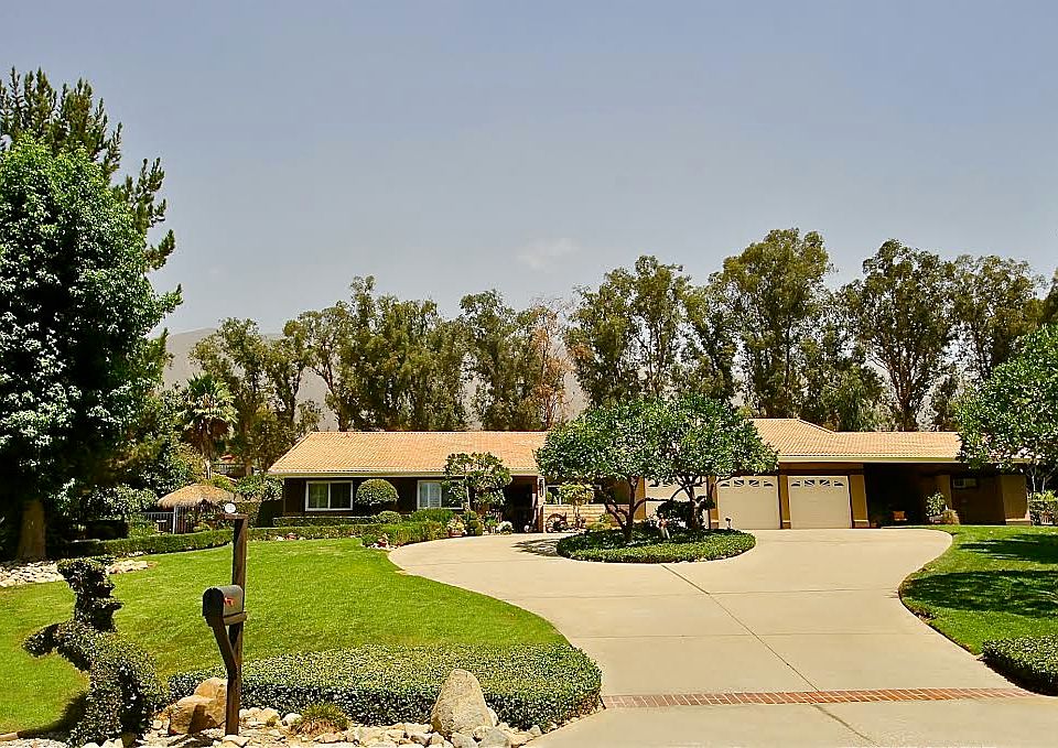 1st image of 9758 Cinch Ring Ln
