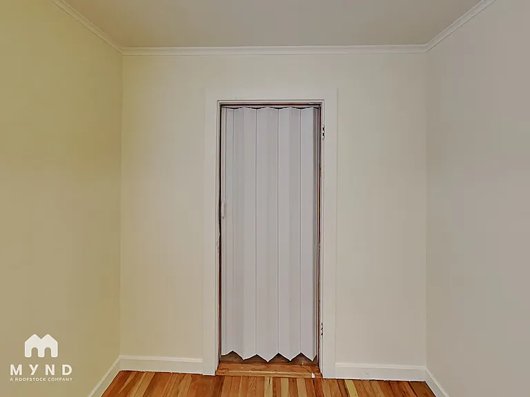 2118A Roosevelt Ave #2118A — Photo 12
