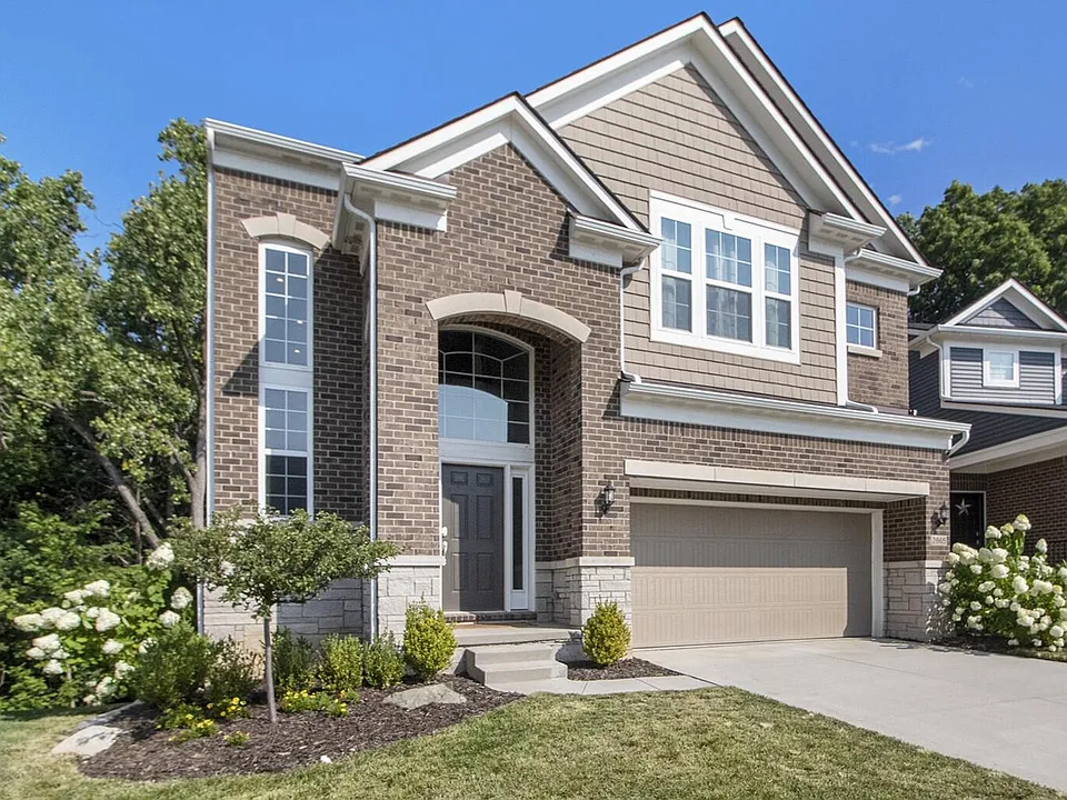 2865 Dillon Dr