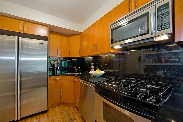 Sold by Corcoran | media 6