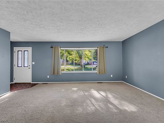 4th image of 6033 Harrison St
