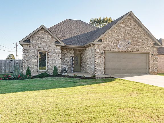 2nd image of 145 Brookvale Cir