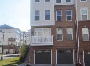 42281 Canary Grass Sq, Aldie, VA 20105