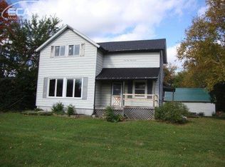 4347 E Court St, Burton, MI 48509