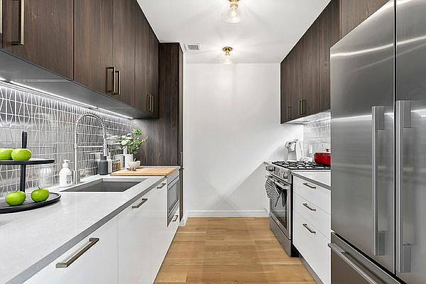 1st image of 470 Dean St APT 208
