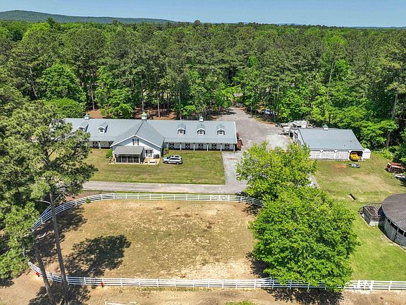 3rd image of 872 Paradise Cove Ln