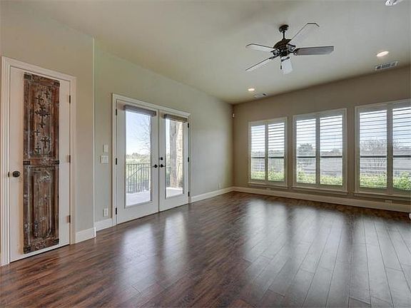 5th image of 112 Oak Glen Cv