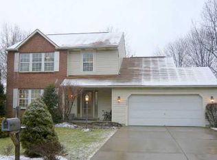 700 Parkwood Dr, Cranberry Township, PA 16066