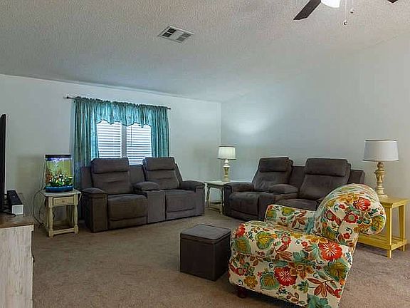 2nd image of 10620 SW 27th Ave Lot M-8
