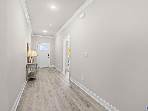 5th image of 120 Old Forest Rd