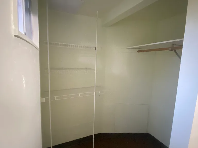 Bedroom 4 closet