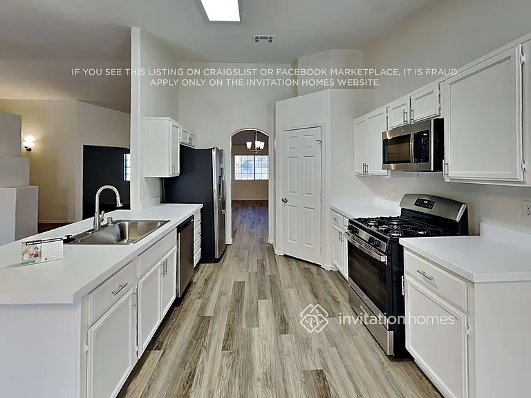 6285 Hill Haven Ave — Photo 8