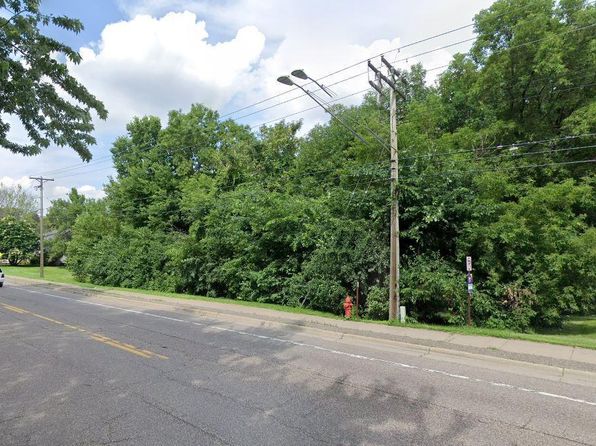 Douglas Dr N, Minneapolis, MN 55422