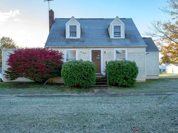 200 North St, Whittemore, MI 48770