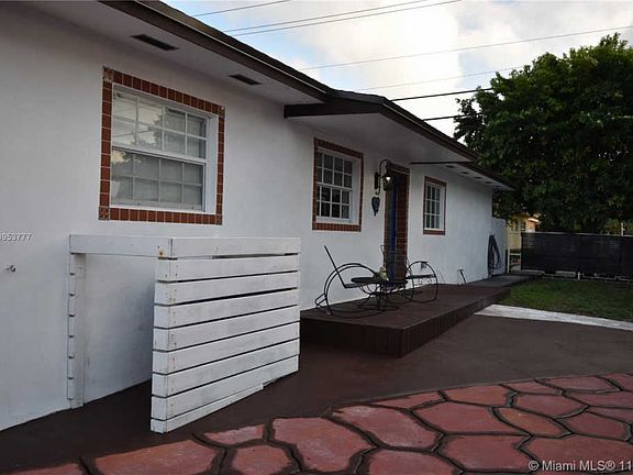 3rd image of 11335 NW 59th Ave