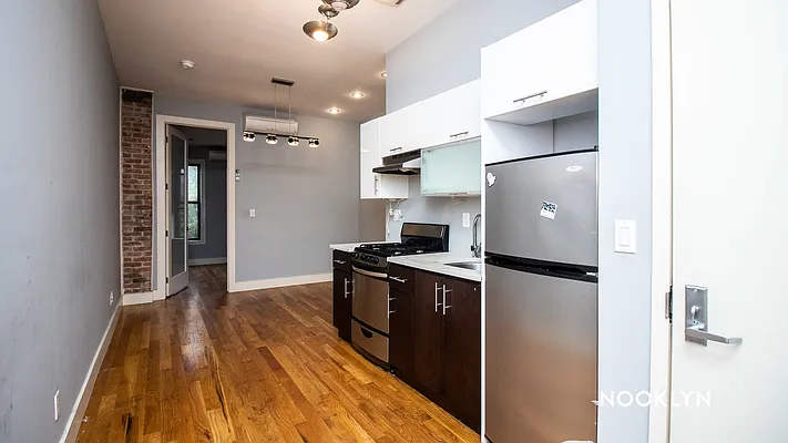 Rented by Nooklyn NYC LLC | media 4