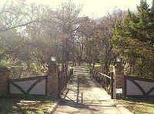 630 E Pleasant Run Rd, Desoto, TX 75115