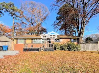4940 Erskine St, Virginia Beach, VA 23462