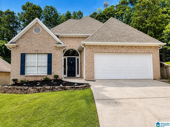 106 Amanda Pl, Pelham, AL 35124