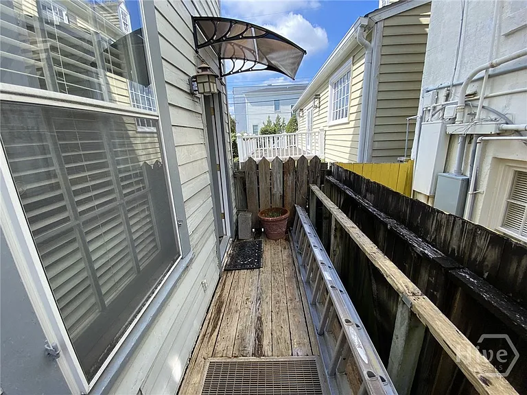 506 E York St — Photo 24