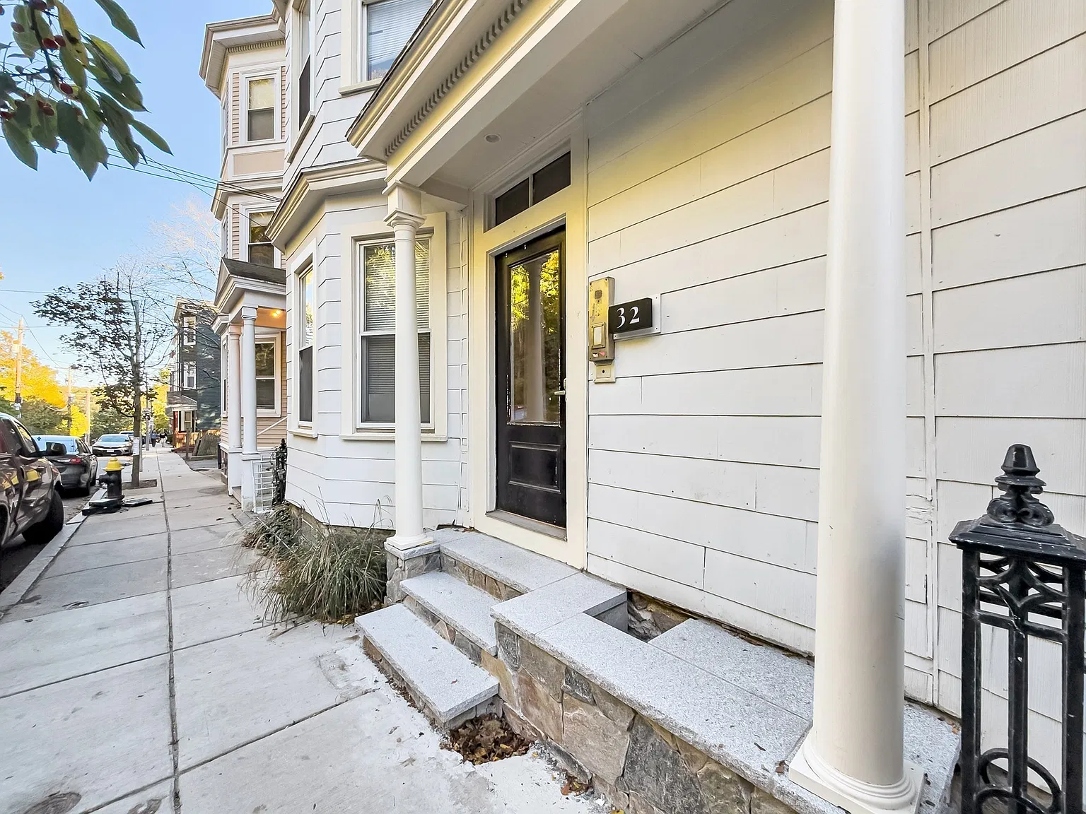 32 Fisher Ave — Photo 2