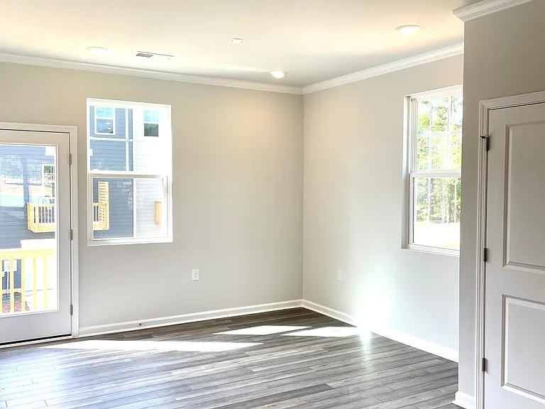 1821 Joscara Bnd — Photo 15