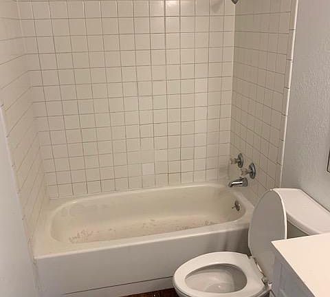 4th image of 2943 McGaha Ave